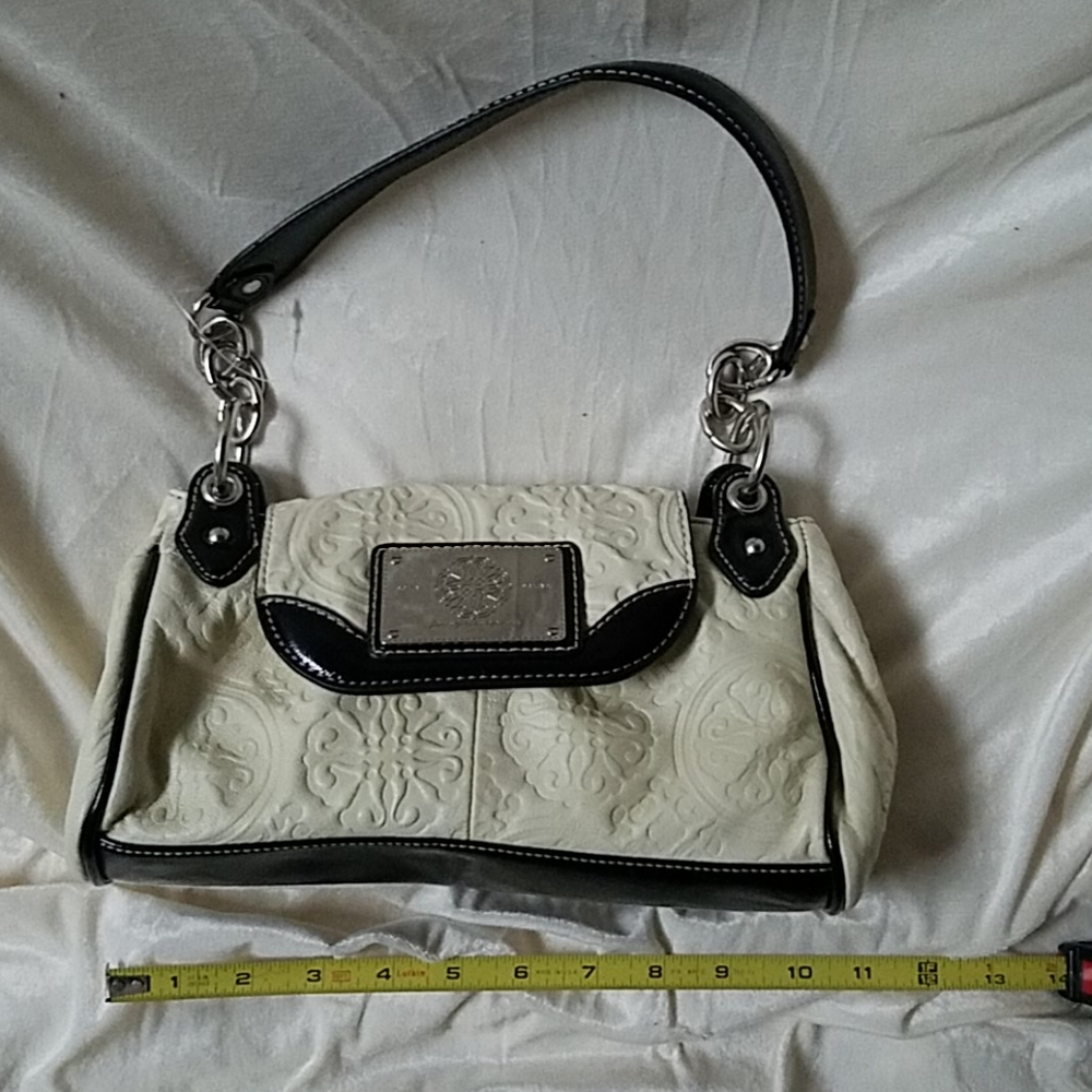 Black and beige bag